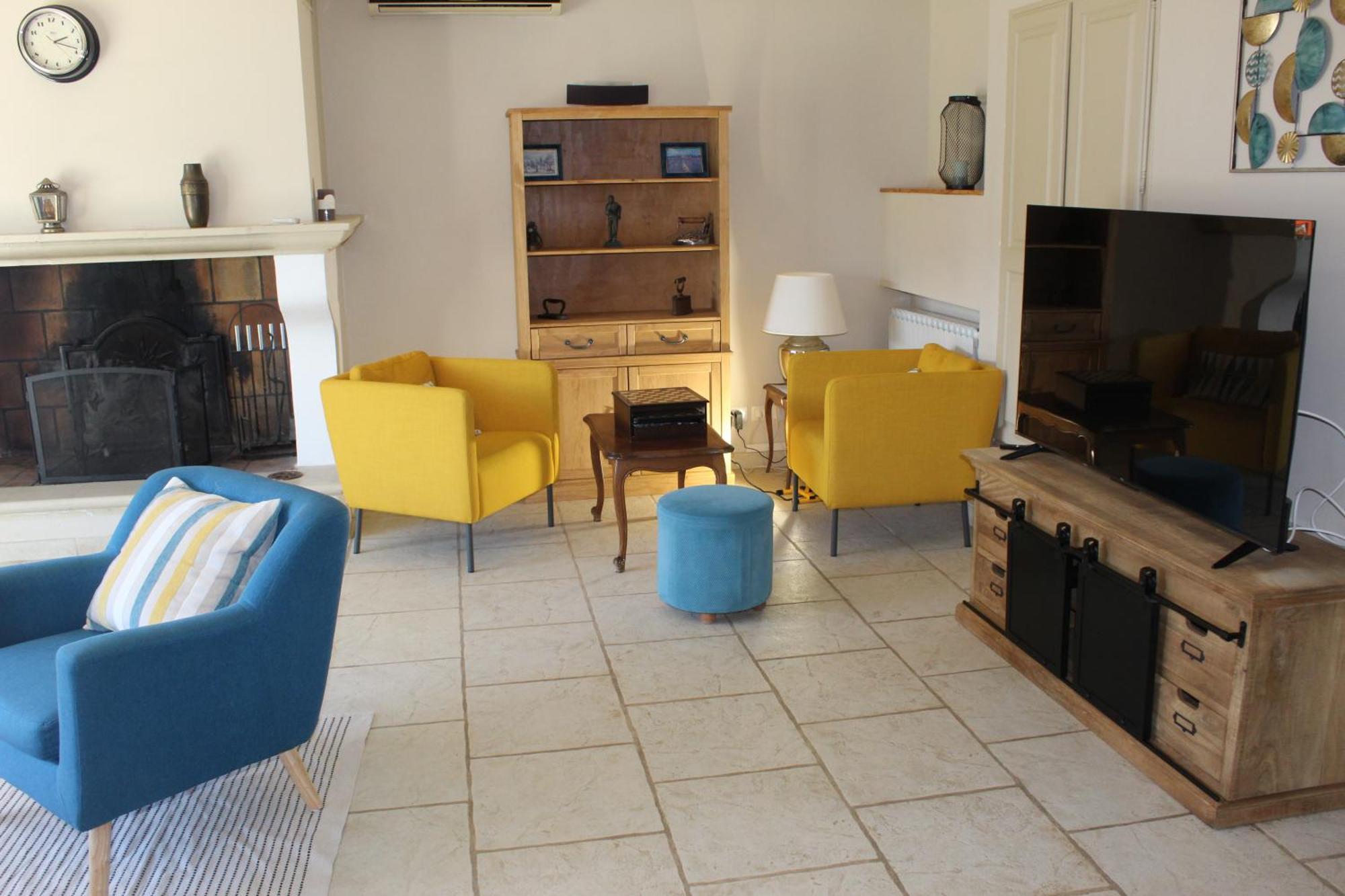 Mas La Gentille ,,, A La Campagne , Beautiful Outdoor , Swimming Pool , Pool House , Nice Green Garden , Bbq ,,, Only For You , Pour Passer Un Sejour Inoubliable Перн-ле-Фонтен Екстериор снимка