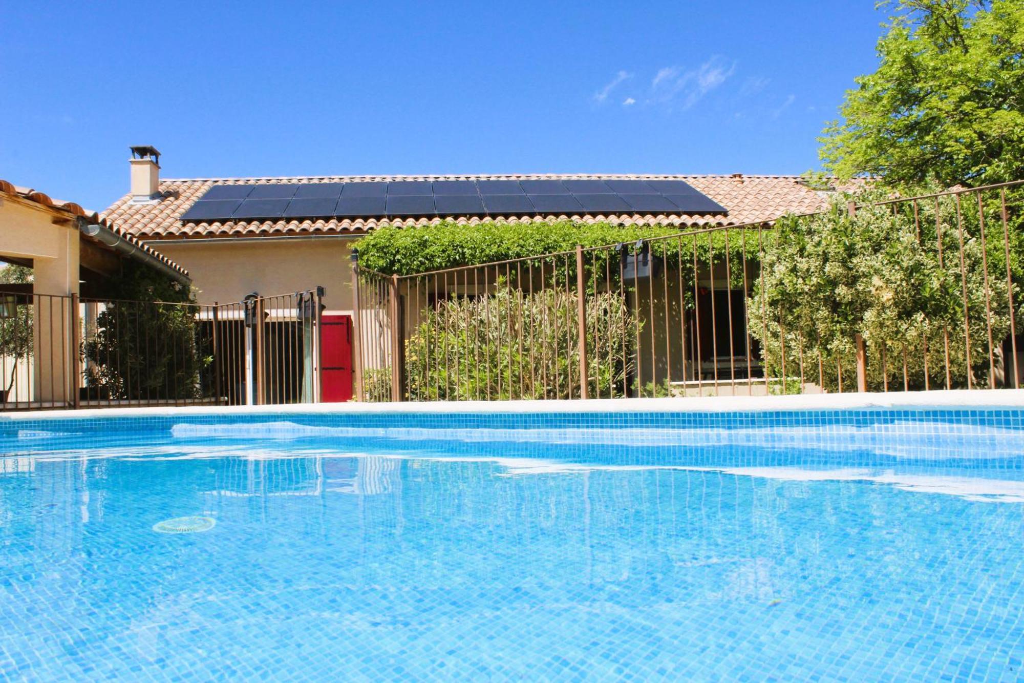 Mas La Gentille ,,, A La Campagne , Beautiful Outdoor , Swimming Pool , Pool House , Nice Green Garden , Bbq ,,, Only For You , Pour Passer Un Sejour Inoubliable Перн-ле-Фонтен Екстериор снимка